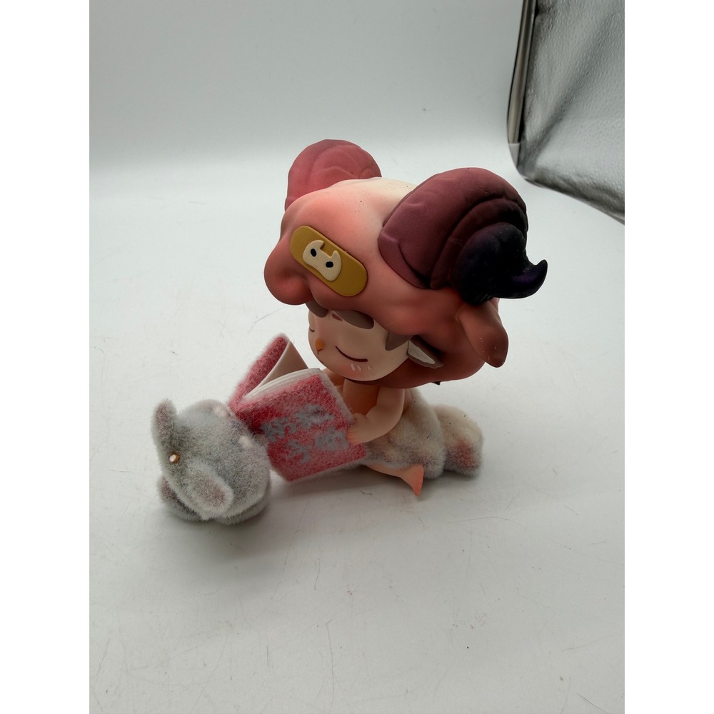 Niniize Nini Reading Book Vinyl Art Figure Flocked Ram Horns Bat Wings 26708